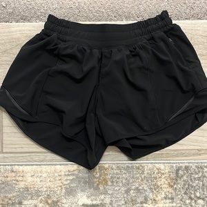 Lululemon Hotty hot shorts